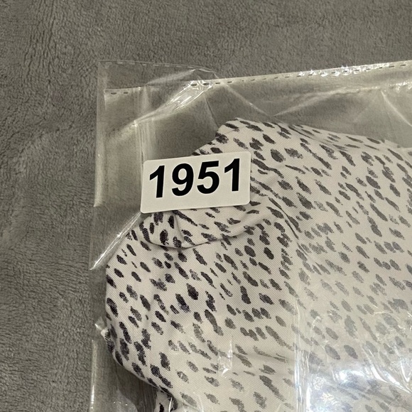 Lululemon Wrap It Up Tank Top Dottie Dash White Black/White 21951 - Picture 7 of 10